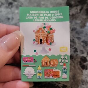Miniverse Make It Mini Holiday Gingerbread House